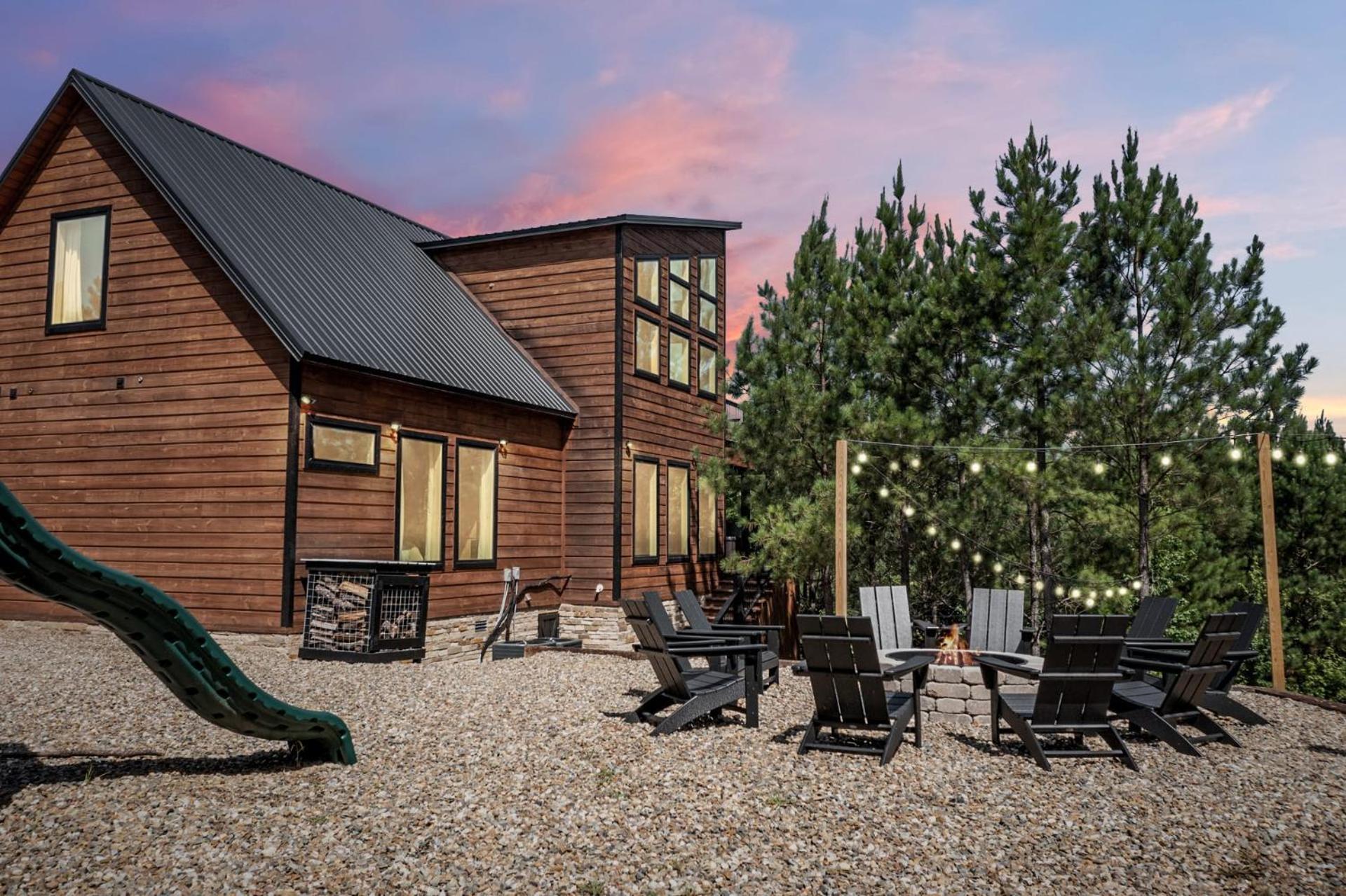 Pines And Recreation Broken Bow Exterior foto